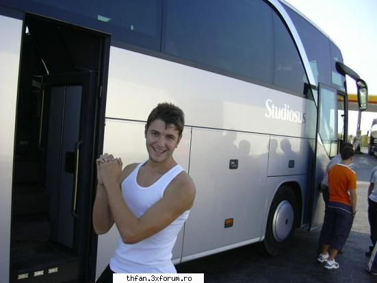 eme crazy for bill crazy bune:)) bebe meu ziceti fetelor