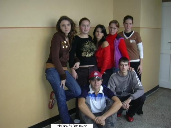 o parte din colegii mei sper k ma pe me  :d  :d  :d  :d  :d eme crazy for bill hi hi crazy pe