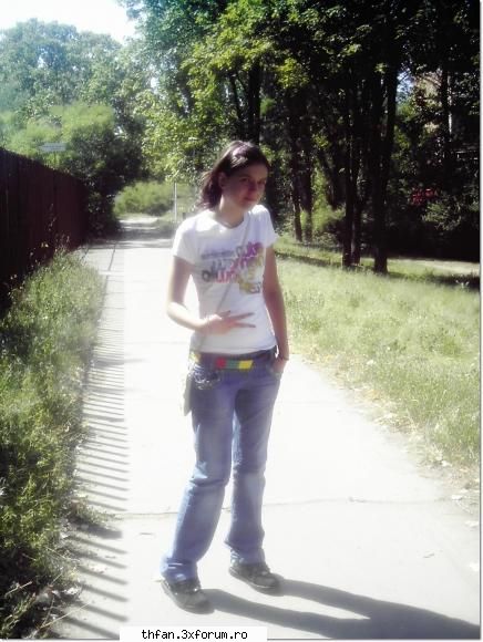 Aici Iruu :> - Buna Dimi ^^ Eu sunt Irina :X Dar imi puteti - Let's meet