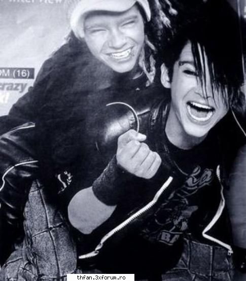 Fun with Bill - Bill: Ba Tom esti prea greu! Tom: Taci ma si - Bill