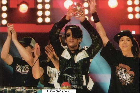 Fun with Bill - B: Puts your hands up for Detroit! T: Ai gresit - Bill