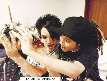 Fun with Bill - B: Lasa-ma s beau, s beau pana mor.... T: Gata - Bill