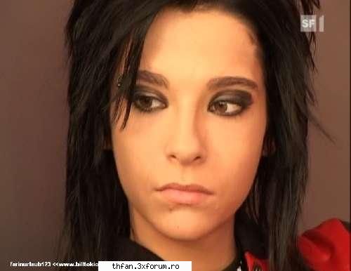 Fun with Bill - B: mooama ce craci are aia ! gosh ... oopps k ma - Bill
