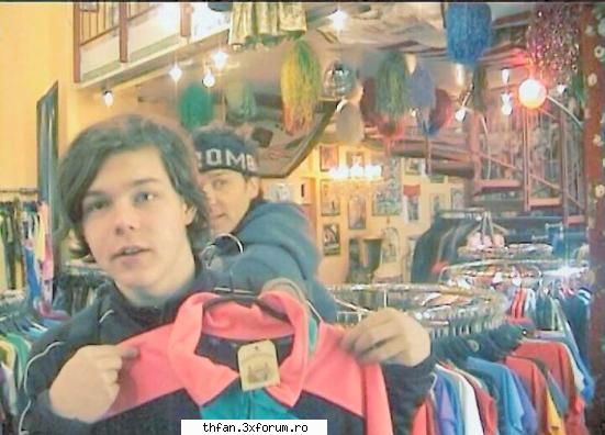 Fun with Georg - Ge: Qm ash arata q asta?? T: K un papagal... Ge - Georg