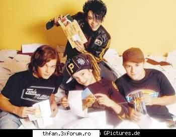 Intratzi aici !!!! sorry dak e inutil - Mam inscris si eu!!sper sai facem p TH s vn si la - Tokio Hotel