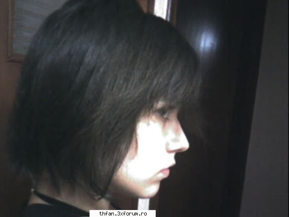 Just me:P - Eo....:D asta e voi aTzZi VrOot sa va speriatzi:( - Pictures