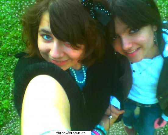 Miss.. - aici sauntem YO sh my best friend..prin - Pictures