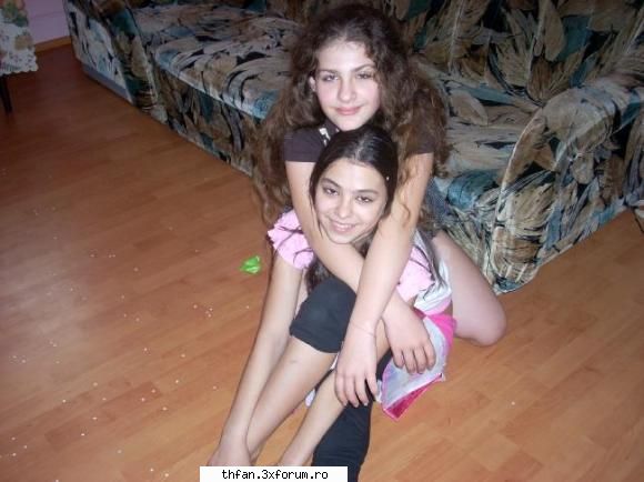 Our friends - yo & Mady c pozitzie ne'a treqt prin kp :]] asha - Let's talk