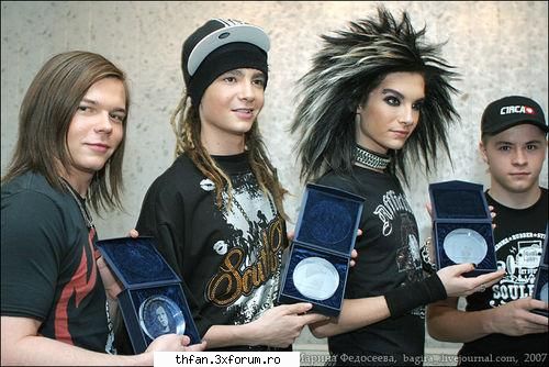 ~SHE DOESN`T LOVE ME~ (+18) - wow, ce tare e, nu-mi vine sa cred, bill chia a - Arhiva