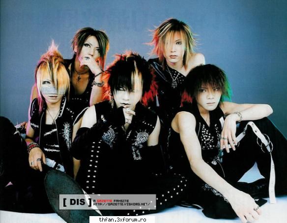 The gazette - billutza_diana - Alte formatii