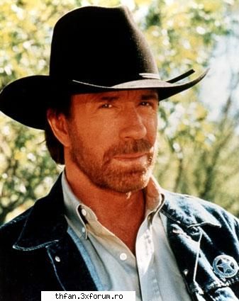 bancuri cu chuck norris ! - chuck norris poate sa aplaude cu o singura mana - Funny