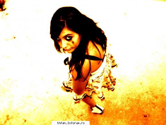 eu..:-&.. - sarisem din cer=)) adik sry piksem din cer=)) - Pictures
