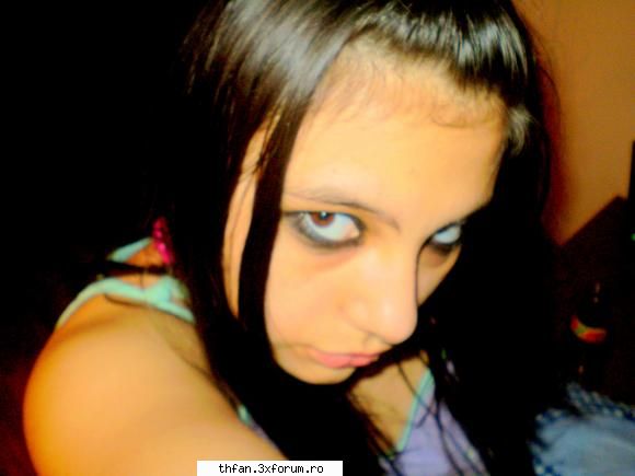 eu..:-&.. - im4ever4tom - Pictures