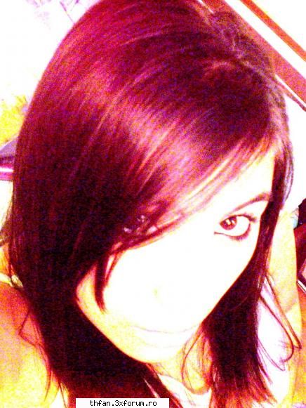 eu..:-&.. - thx symooo la mine..aceleashi kestii iubesc si - Pictures