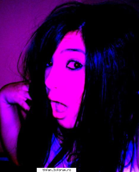 eu..:-&.. - im4ever4tom - Pictures