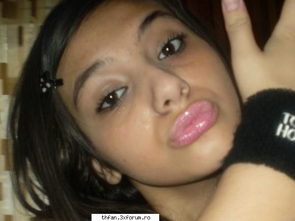 eu..:-&.. - nici n eram plina de... sclipici=)))))))) - Pictures