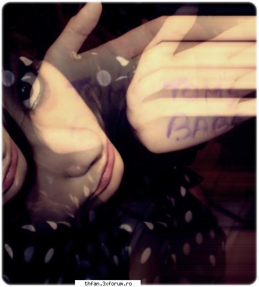 eu..:-&.. - cu... aparatul=))...daaaa...si leam modificat in - Pictures