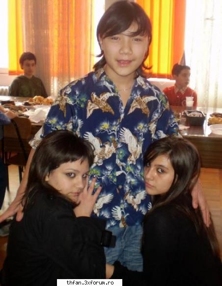 eu..:-&.. - poze...poze./. si iar.. poze... ces eu=)))))?? - Pictures