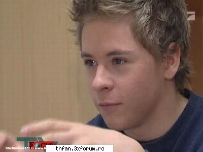 fun with gusty - Gu: Tom... c cauta vak aia akolo? T: E gagik-ta - Gustav