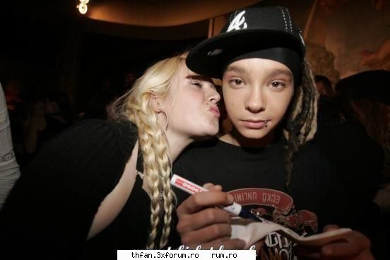 fun with tom - mai pun! t: deci sa ma salveze cineva! bleach! - Tom