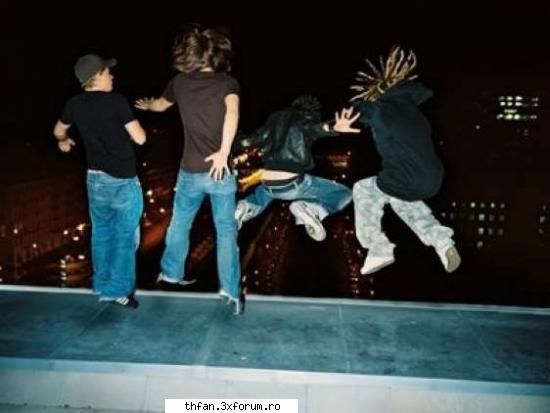 galerie tokio hotel - pa lume am plekt..gata mia ajuns q pozele..pt - Tokio Hotel