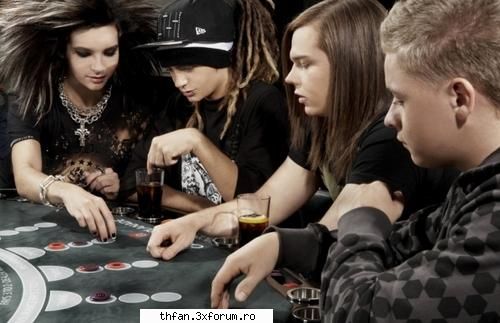 galerie tokio hotel - Dragutz.. nush cum s-au abtinut, eu pur si simplu - Tokio Hotel