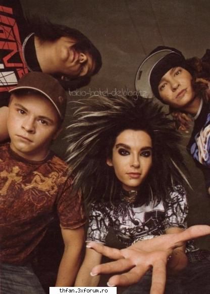 galerie tokio hotel - Hai k e mf poza Inca 2 poze mai pun si gata [ pe - Tokio Hotel