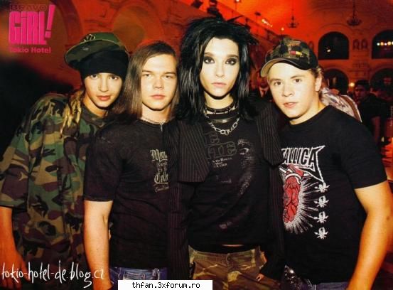 galerie tokio hotel - Chiar ii statea bine lui Bill in pantalonii aia - Tokio Hotel