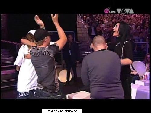 galerie tokio hotel - Again... Georg cu Tom se hug-uiesc - Tokio Hotel