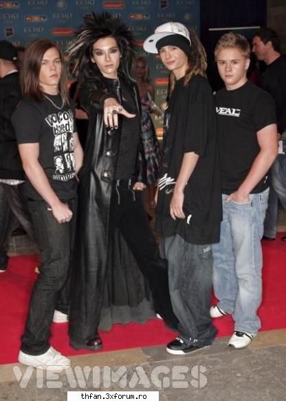 galerie tokio hotel - va rog yo punetzi ji voi poze cu ei 4 cand sunt - Tokio Hotel