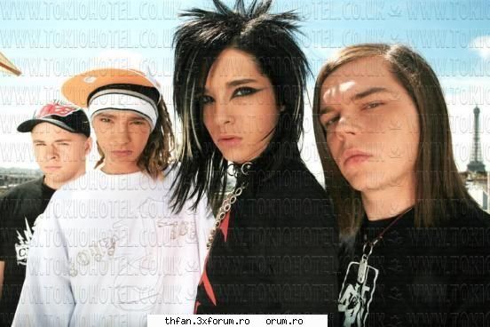 pun si io galerie tokio hotel