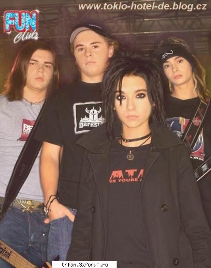 is un pic mai vechi :rolleyes: galerie tokio hotel