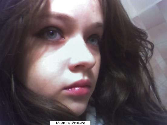 ich ... eu...just me- GolDGirL - msms.....ma mintitzi frumos :D - Pictures