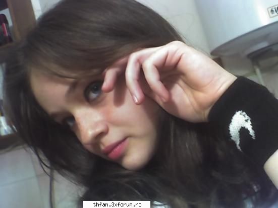 ich ... eu...just me- GolDGirL - mai poom...maine...:D:D...sa vad...ce parere aveti - Pictures