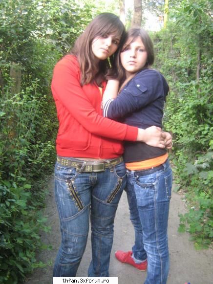 lavy :">... - si ultima...aici sunt cu surioara mai mik - Pictures