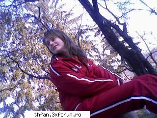 mda...o parashuta:)) - Nu va speriati...sunt doar o fiinta - Pictures