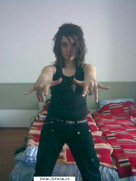 me...:-&.....:-&....:-& - hai zat (n-am avut ce sa scriu) (ce fak - Pictures