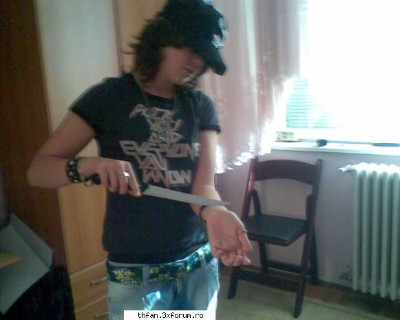 me...:-&.....:-&....:-& - i want to kill myself....ne miera foame - Pictures