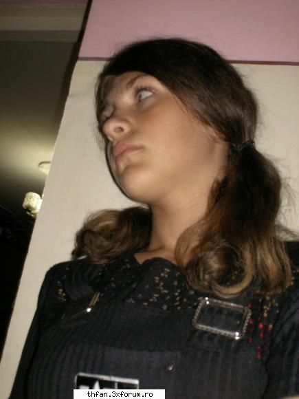 me - nush dupa c ma uitam :-?? da imi place botiq meu - Pictures