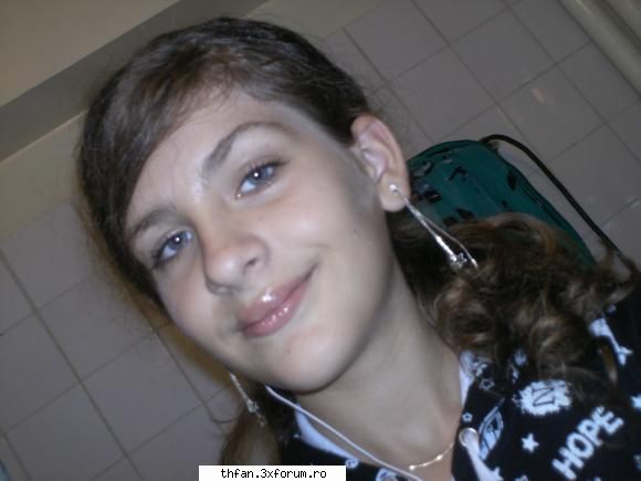 me - nu pre imi place da mere :) ^^ - Pictures
