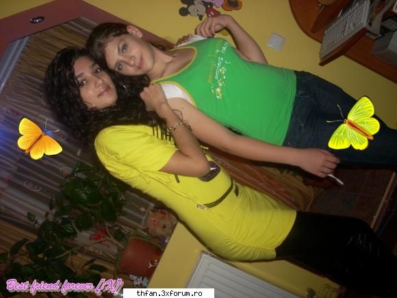 me - yo verde :D Robby galben :D - Pictures