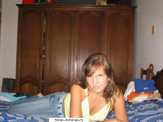me....not so interesting... - sunt cam mici pozele.....dar - Pictures