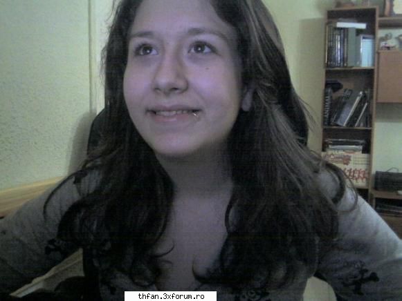 meeee.....Here's andra [andrk22] - Hallo....asta e o poza q je - Pictures