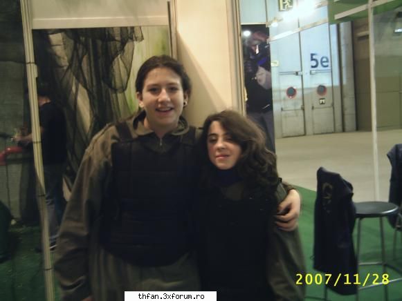 meeee.....Here's andra [andrk22] - so...asta sunt eu w Rebek..la JUVENALIA....este - Pictures