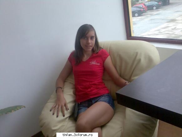 pics with me:DD - asa... asta e p holul hotelului... c miar placea - Pictures