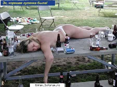poze funny - nu prea imi dau seama ce face matza asha k 8 :D - Funny