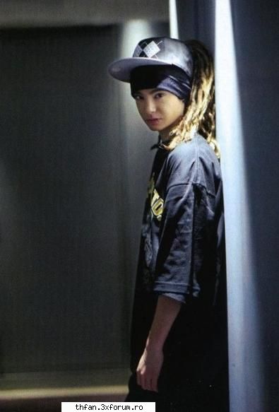 <<<...prisoner of life...>>> - Tom Kaulitz=>18 ani,fratele geaman al lui - Fan-fictions