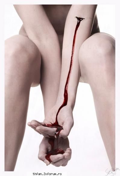 <<<...prisoner of life...>>> - aaa...si app am gresit acolo sus la descriere...e - Fan-fictions
