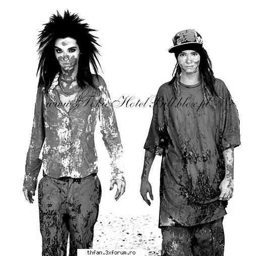 scurt istoric - daaaaaaaaaa cand o sa fim batrane o sa le aratam - Tokio Hotel