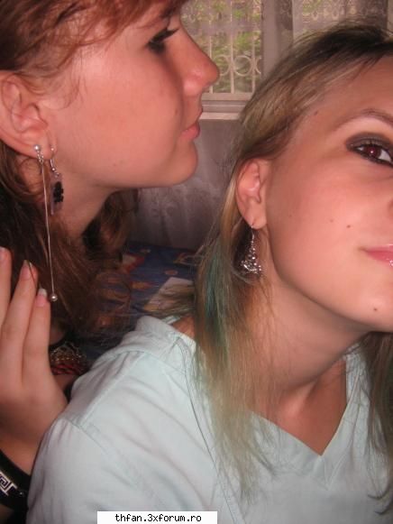 yo/andreea/crazy_for_tom_nebuna dupa tom - si in poza aia i se vede tatuajul lui renatte V - Pictures